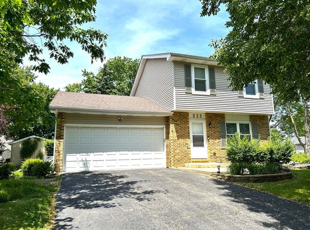 235 Westbrook Circle, Naperville, IL 60565