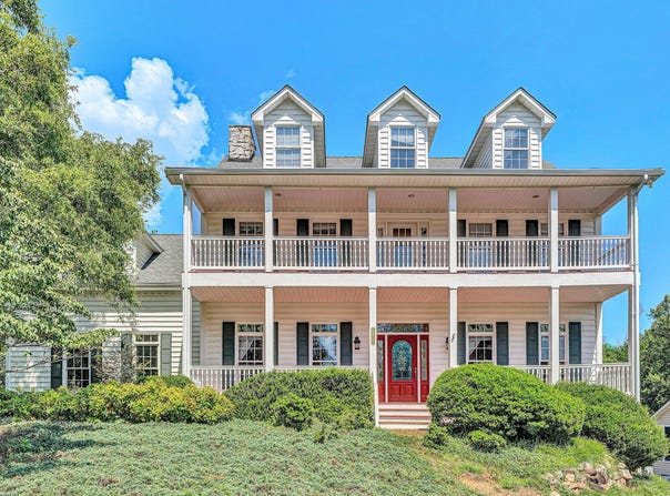 5975 LANDVIEW DR, Roanoke, VA 24018