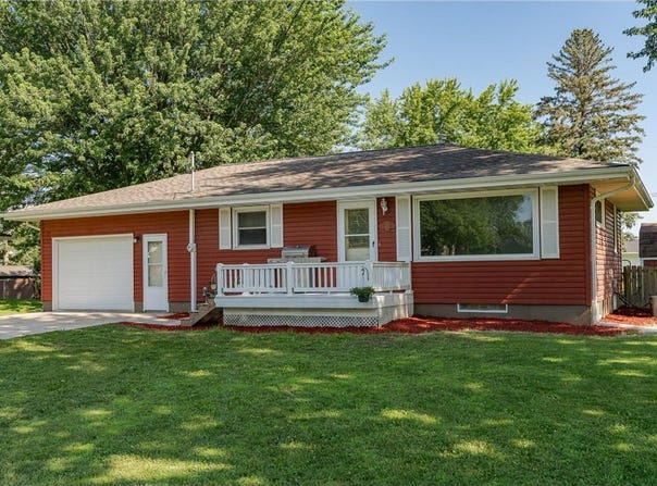 212 Church Street, Claremont, MN 55924
