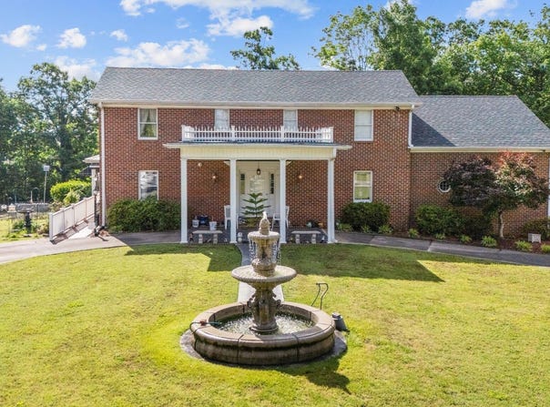 4024 Rural Retreat Road, Burlington, NC 27215