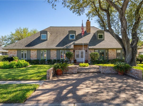 1211 Cypher Street, Kingsville, TX 78363