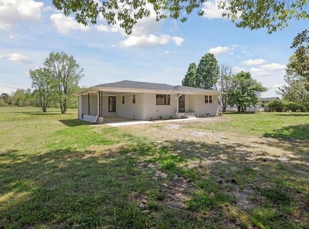 2725 PORTER, Mason, TN 38049