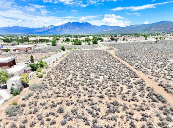 00 Paseo del Canon East, Taos, NM 87571