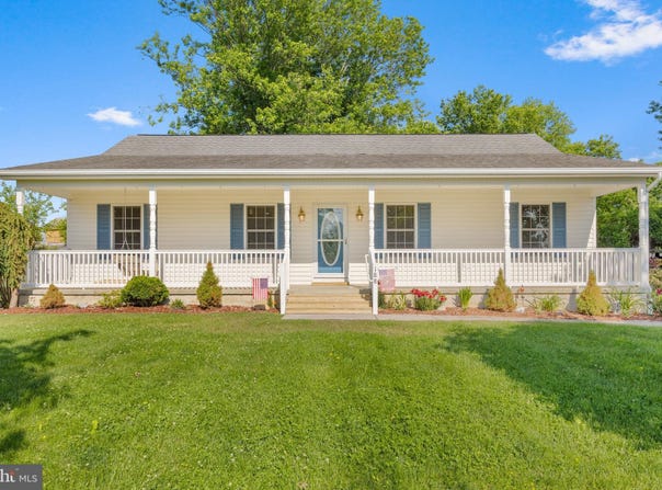 188 S SUNSET DRIVE, BROADWAY, VA 22815