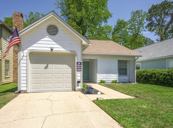2527 Georgetown Lane, Fort Walton Beach, FL 32547