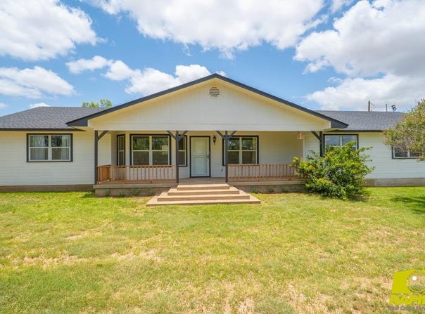 10561 Twin Lakes Lane, San Angelo, TX 76904
