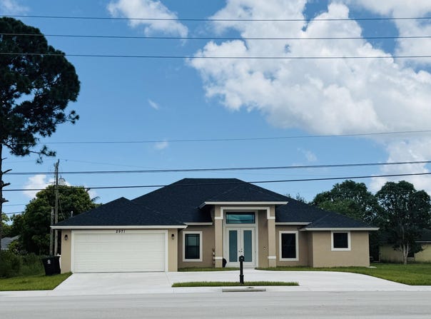 2971 SW Rosser Boulevard, Port Saint Lucie, FL 34953