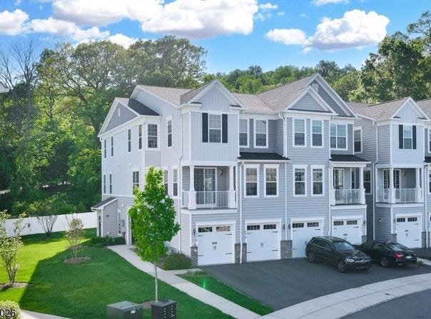 218 Aspen Dr, Cedar Grove Twp., NJ 07009-2303