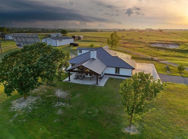 10762 Bigham Road, Troy, TX 76579