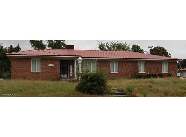 306 Greenfield Boulevard, Greenville, NC 27834