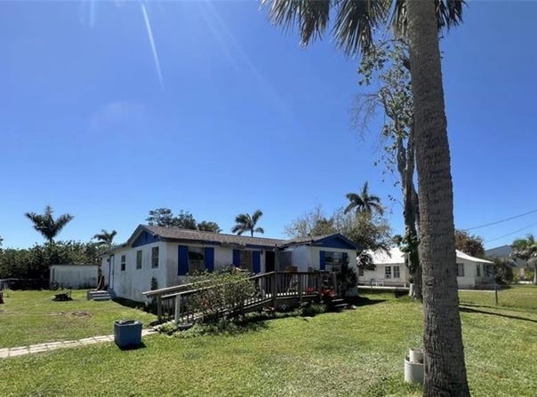 2027 Mark, PUNTA GORDA, FL 33950