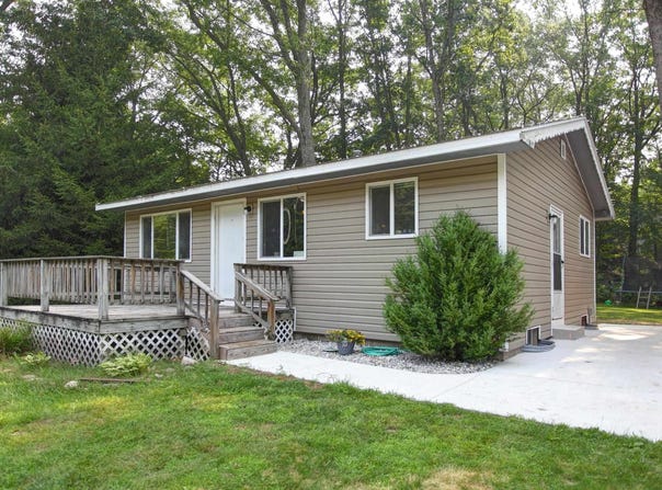 7143 KARLIN ROAD, INTERLOCHEN, MI 49643