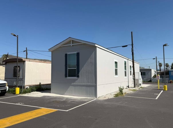6154 Mission Blvd, Riverside, CA 92509