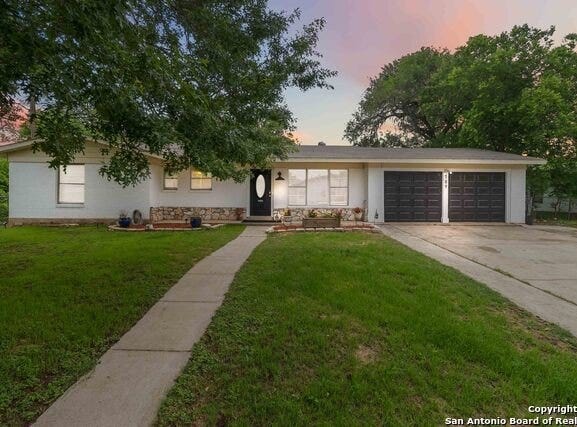 189 national, Universal City, TX 78148