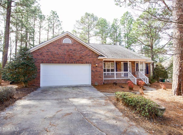 8 Moore Drive, Pinehurst, NC 28374