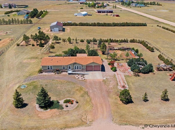 1136 WAGON BOX RD, Cheyenne, WY 82009