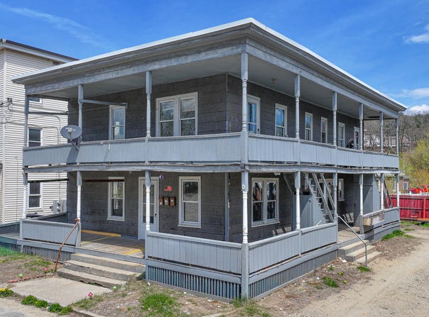 11 Holman Avenue, Mexico, ME 04257