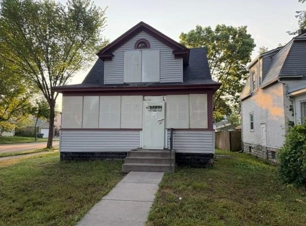 2030 Russell Avenue N, Minneapolis, MN 55411