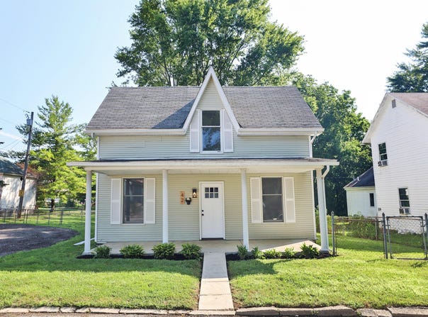 42 N Locust Street, Mechanicsburg, OH 43044