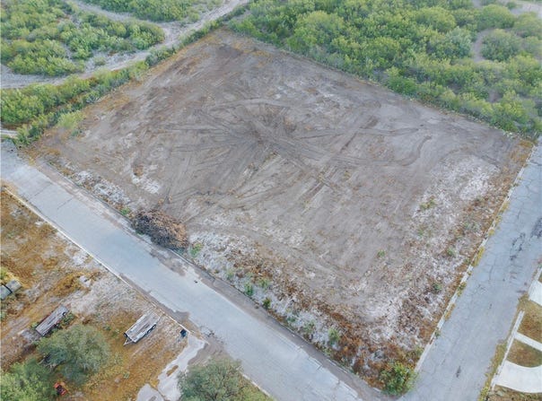 7th Avenue/Eli Garza lot: 1-4 & 7-10, Freer, TX 78357