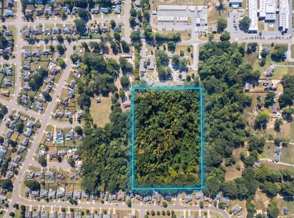 W ELPINE GREY Dr W lot: 2, Bartlett, TN 38002