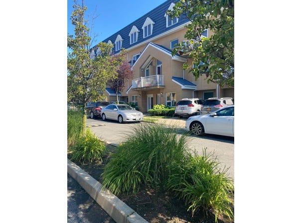 1962 Begen Ave, Brooklyn, NY 11234