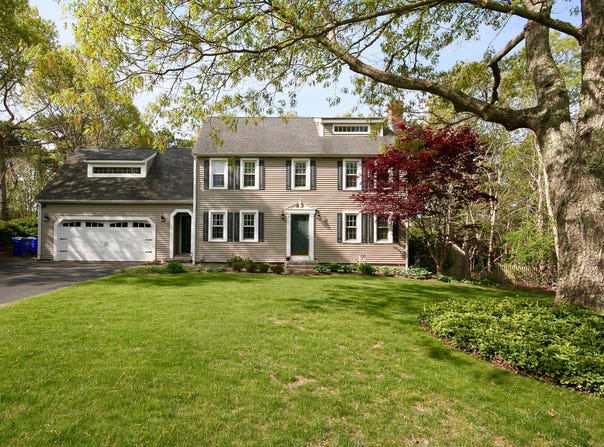 5 Clapp Lane, Sagamore Beach, MA 02562