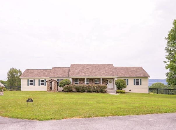 88 WINDSOR DR, CHARLES TOWN, WV 25414