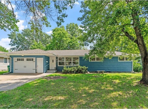 440 67th Avenue NE, Fridley, MN 55432