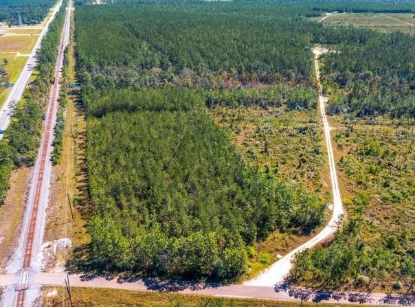 1 Pilgrim Rest Road, DeQuincy, LA 70633