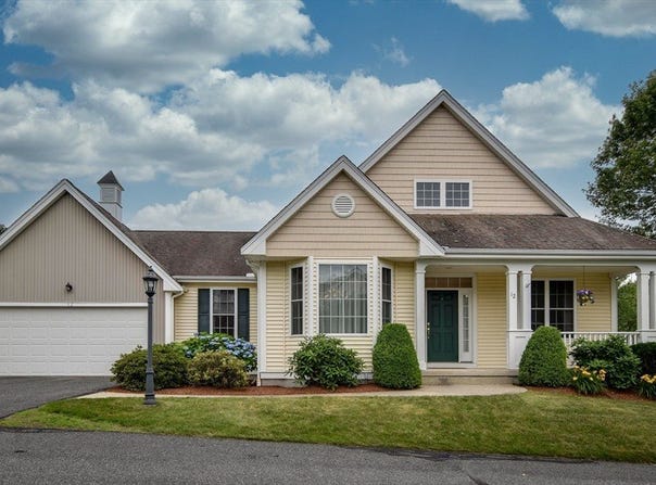 12 Braeburn Lane, Ashland, MA 01721