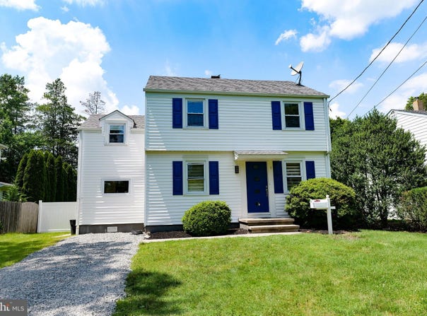 5 WILLOW ROAD, LAWRENCE TOWNSHIP, NJ 08648