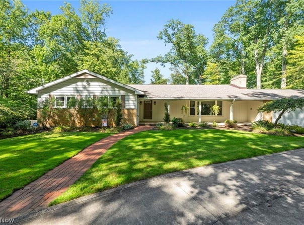 7361 Briar Hill Drive, Kirtland, OH 44094