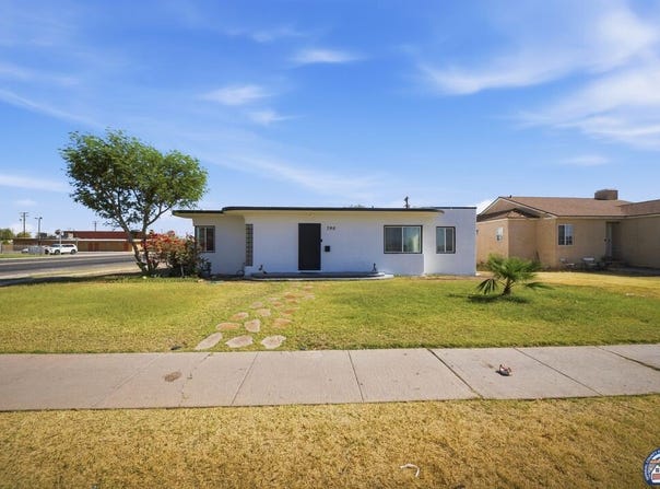 790 W Hamilton Ave, El Centro, CA 92243