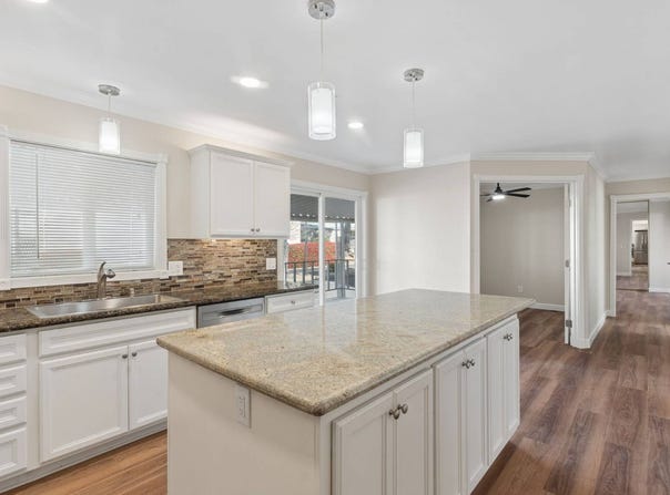 2681 Cameron Park Dr, Cameron Park, CA 95682