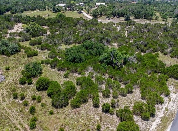 250 Deer Run, Mountain Home, TX 78058