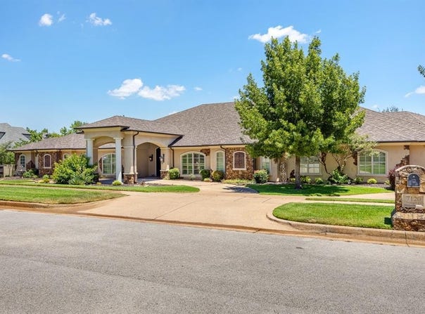 7120 Nottaway Drive, Tyler, TX 75703