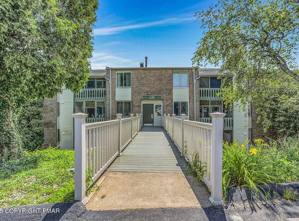 1112 Summit Pointe, Scranton, PA 18508