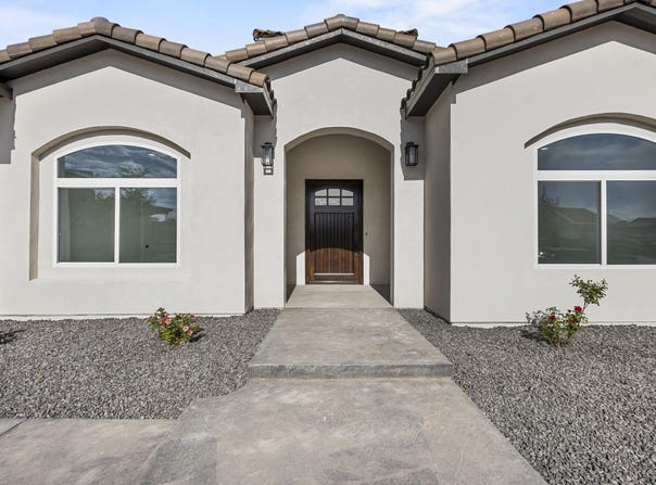 1281 PINZON Street NW, Los Lunas, NM 87031