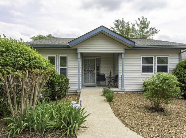 8 Tenkiller Lane, Cherokee Village, AR 72529