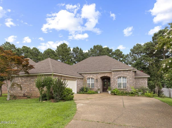 110 Buckeye Drive, Madison, MS 39110