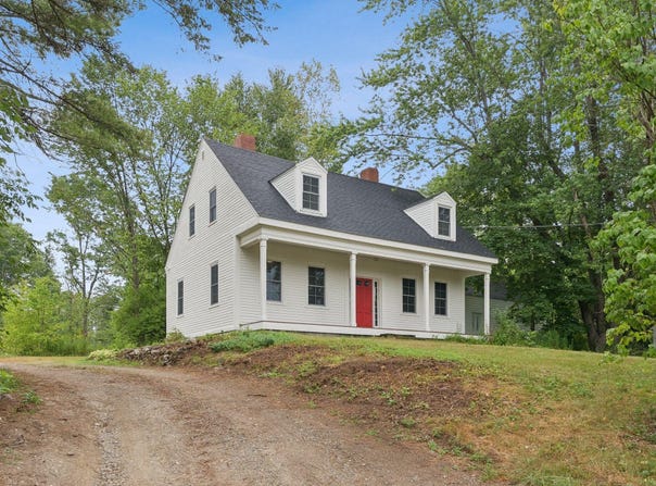 34 Troop Road, Pittston, ME 04345