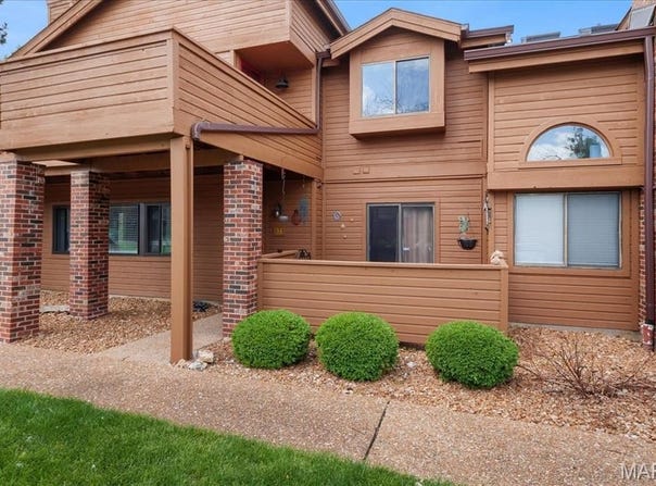 321 Kipling Way, Weldon Spring, MO 63304
