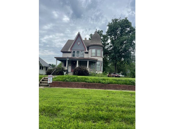 1307 Walnut, Marysville, KS 66508