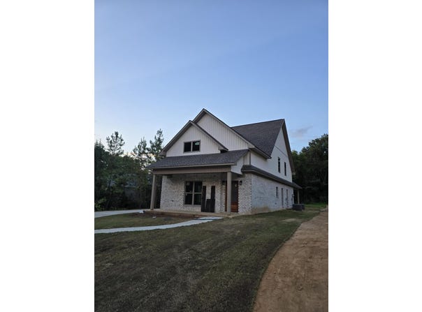 386 Woodland Dr., New Albany, MS 38652