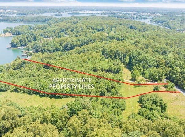 Piney Point Rd lot: 1, Union Hall, VA 24176