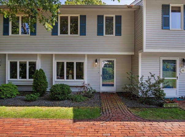 174 Lowell Road, Mashpee, MA 02649