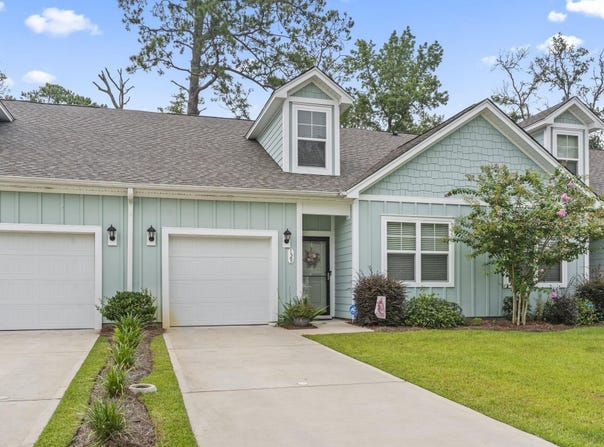 129 Vineyard Place, Pawleys Island, SC 29585