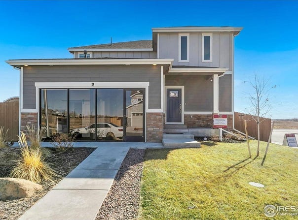 18 Chipeta Way, Lochbuie, CO 80603