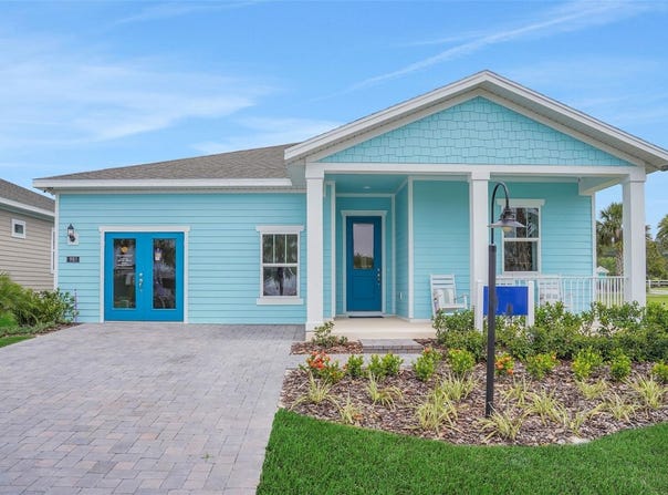 987 FIESTA KEY CIRCLE, LADY LAKE, FL 32159